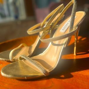 Brand new Steve Madden strappy heels